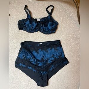 Panache 36D beautiful blue/ black lace bra with matching underwear size large.